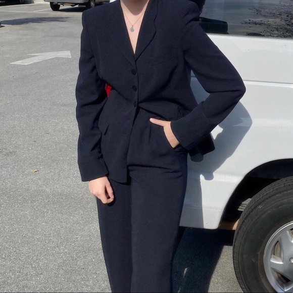 Vintage Giorgio Armani wool blazer - Picture 2 of 2